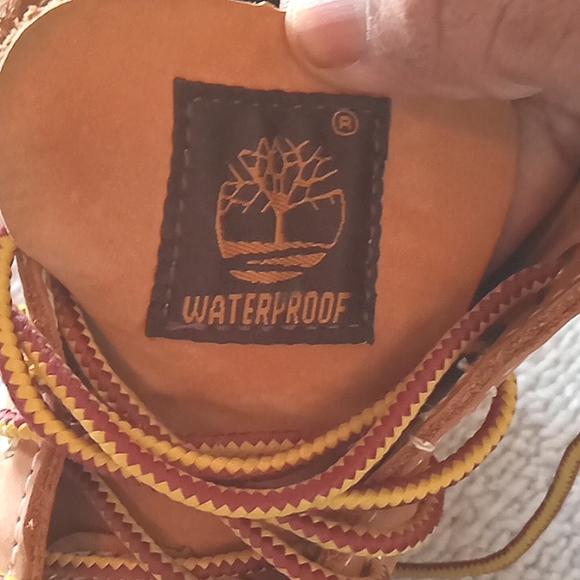 Timberland kids boot, size 13.5, pre loved cond. Waterproof, Unisex - Picture 9 of 9